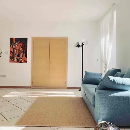 Golden Wind House, Cozy And Elegant In Historic Centre * Torbole Sul Garda