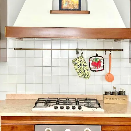Golden Wind House, Cozy And Elegant In Historic Centre Apartment