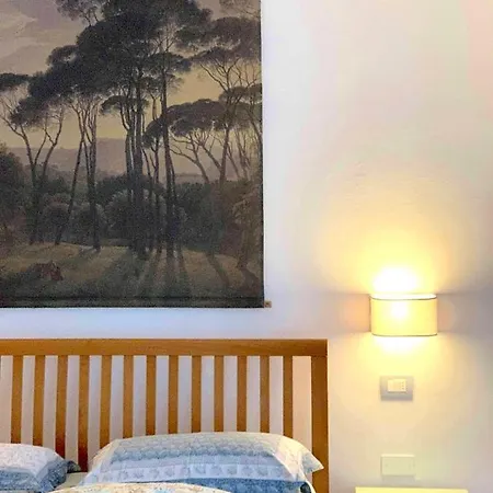 Golden Wind House, Cozy And Elegant In Historic Centre Apartment